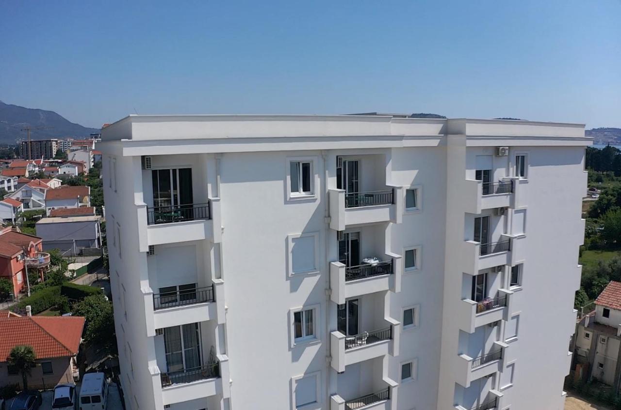 Grace Apartments Бар Екстер'єр фото